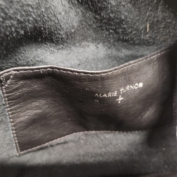 Marie Turnor Leather Crossbody Bag - Picture 16 of 16